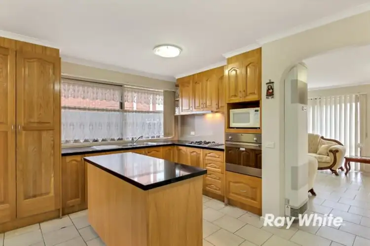 Sixth view of Homely house listing, 5 Ellam Court, Meadow Heights VIC 3048