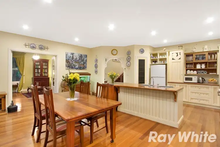 Sixth view of Homely house listing, 2 Rheanva Street, Berwick VIC 3806