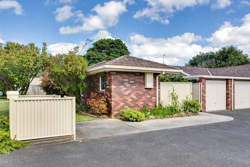 Main view of Homely unit listing, 4/68 Whitehead Grove, Rosebud VIC 3939