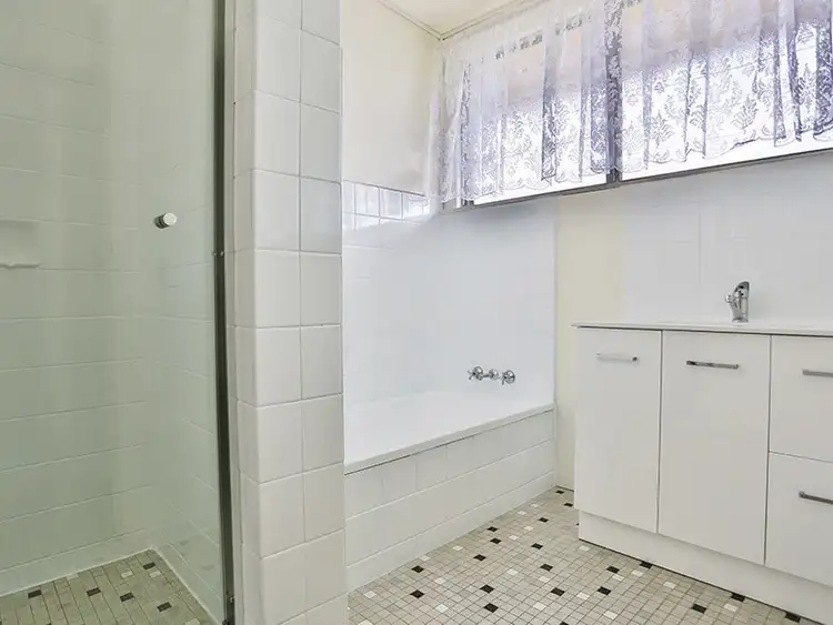 Fifth view of Homely house listing, 77 Illuta Avenue, Ferny Hills QLD 4055