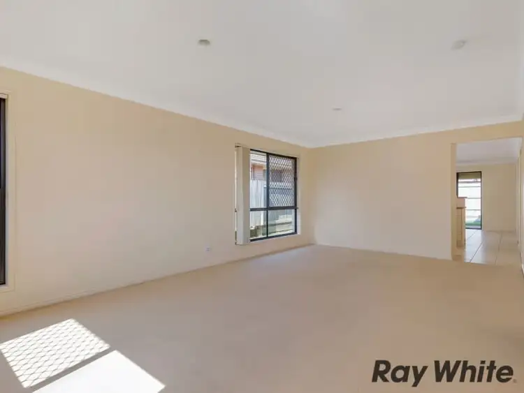 Seventh view of Homely house listing, 4 Dumaresq Crescent, Murrumba Downs QLD 4503