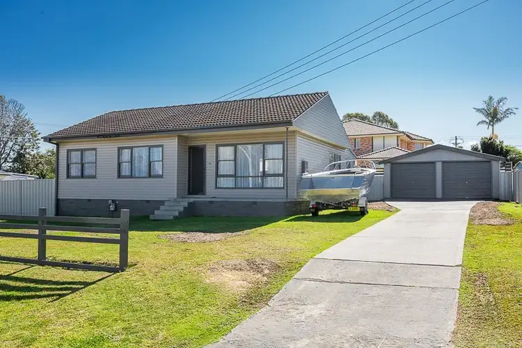 66 Fisher Street, Oak Flats NSW 2529