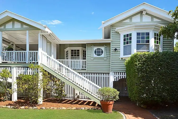 1 Sefton Road, Clayfield QLD 4011