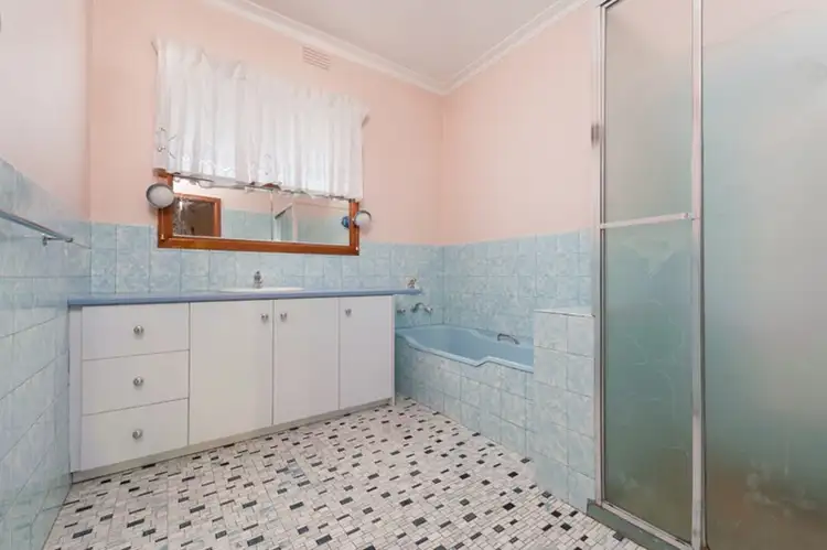 Seventh view of Homely house listing, 129 McFadzean Avenue, Reservoir VIC 3073