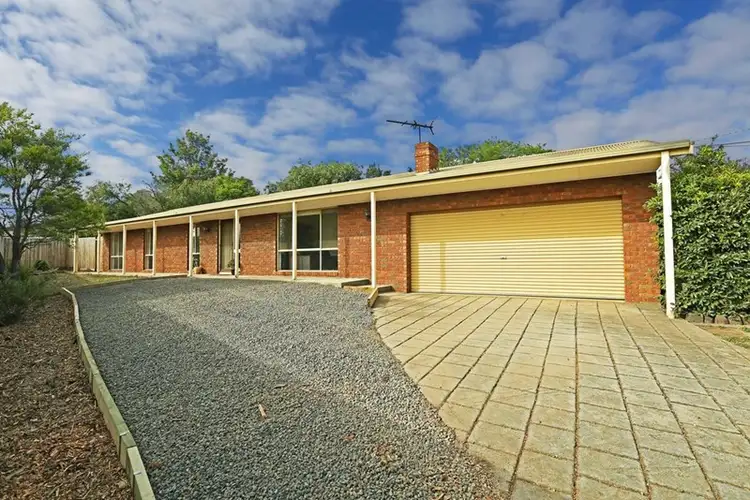 4 Wyong Court, Grovedale VIC 3216