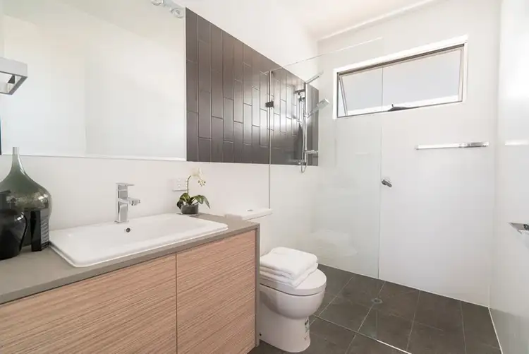Sixth view of Homely townhouse listing, 93 Franklin Street, Annerley QLD 4103