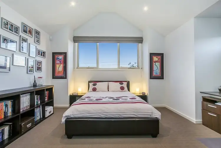 Sixth view of Homely townhouse listing, 1/72 Purinuan Road, Reservoir VIC 3073