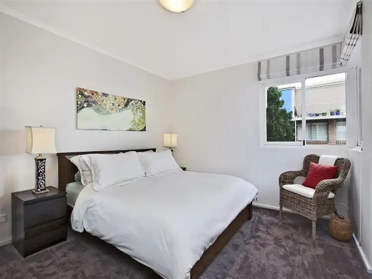 Sixth view of Homely apartment listing, 8/33 Moruben Road, Mosman NSW 2088