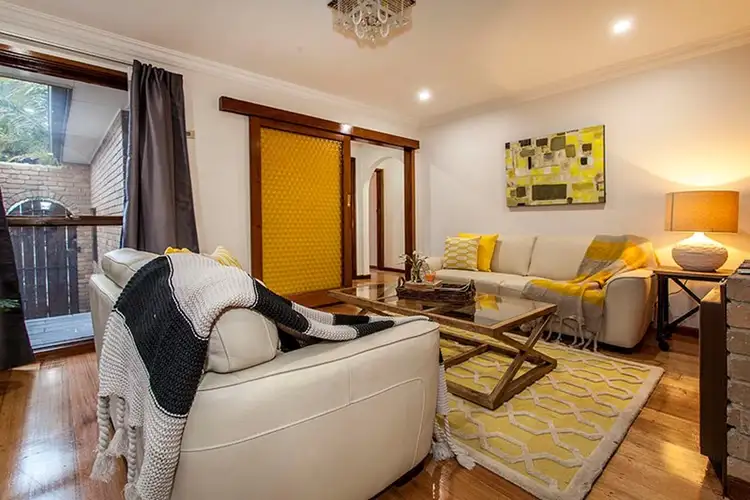 Second view of Homely house listing, 7 Pont Court, Keysborough VIC 3173