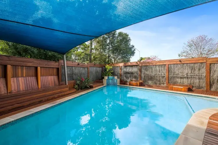 Second view of Homely house listing, 5 Beech Court, Elanora QLD 4221