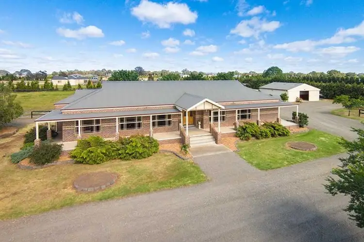 Third view of Homely house listing, 5 Lakeview Drive, Mickleham VIC 3064