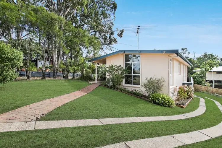 11 O'Callaghan Street, Holland Park QLD 4121