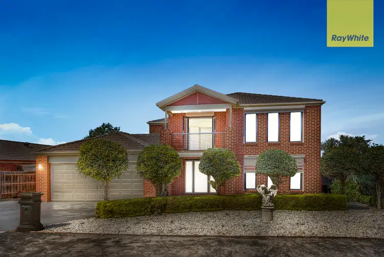 16 Amber Way, Taylors Hill VIC 3037