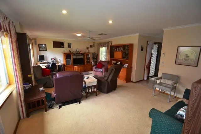 Fifth view of Homely house listing, 1 Skermer Avenue, Seymour VIC 3660