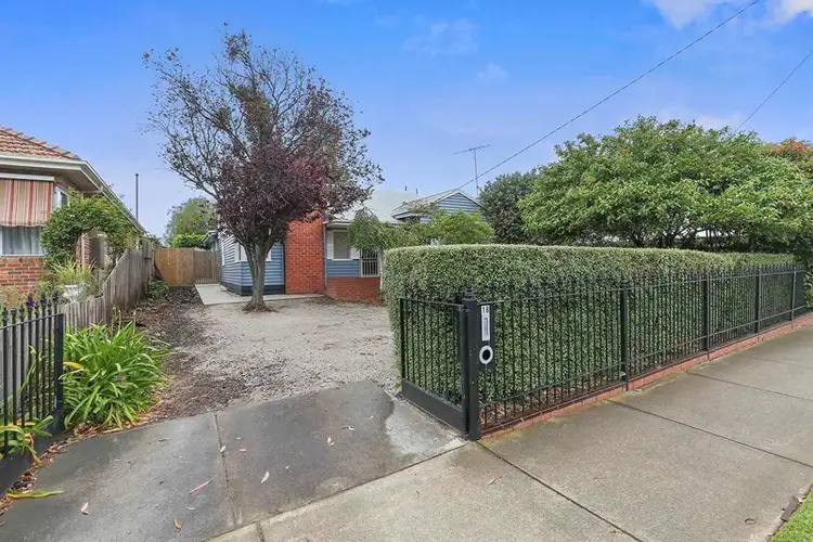 18 Torquay Road, Belmont VIC 3216