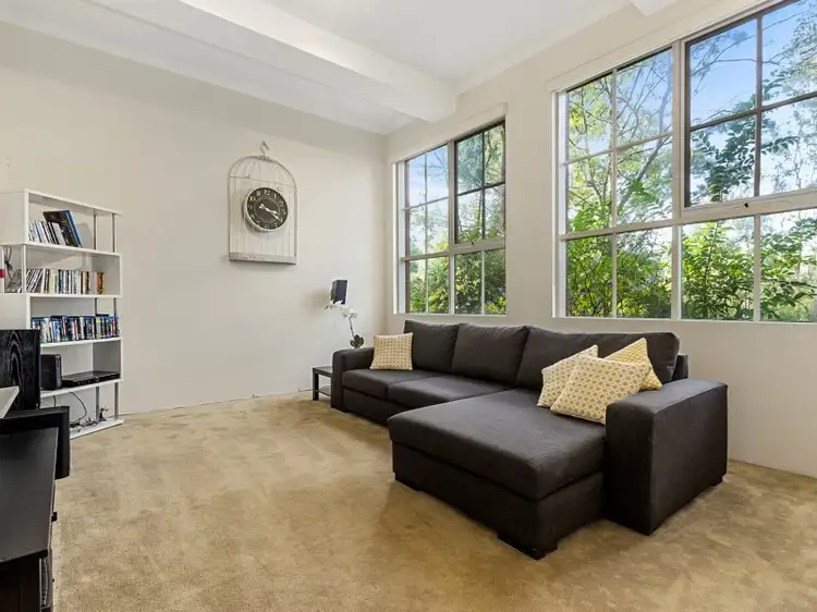 Sixth view of Homely house listing, 10 Sunninghill Court, Mitcham VIC 3132