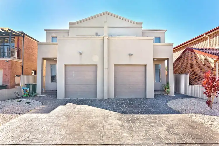 14 The Grove, Fairfield NSW 2165