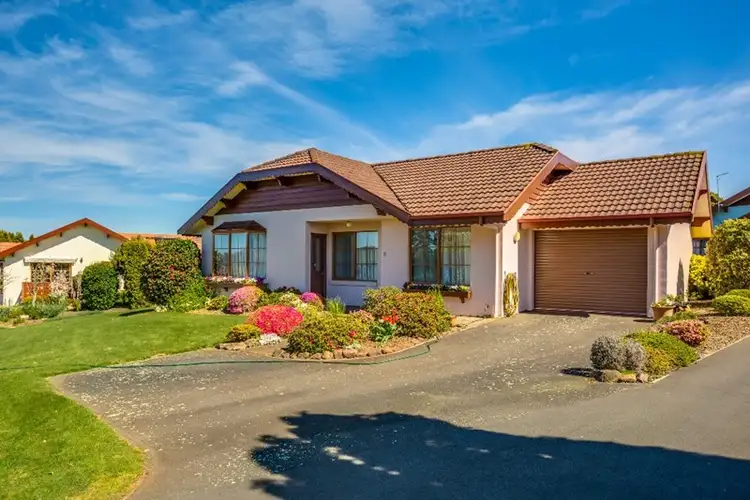 Second view of Homely house listing, 2/22 Waldhorn Drive, Grindelwald TAS 7277
