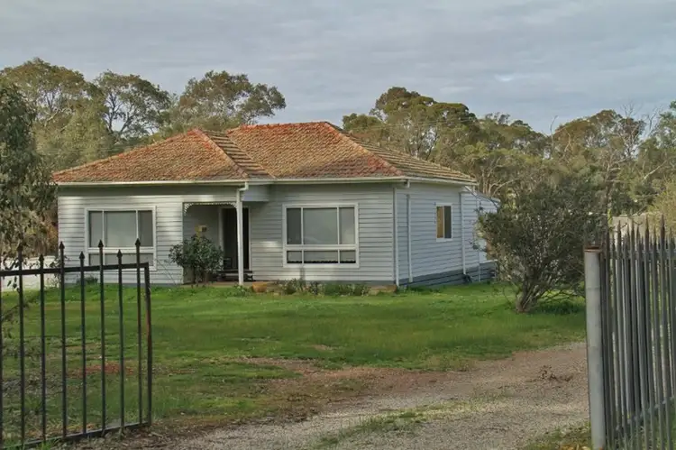 215 Redesdale Road, Heathcote VIC 3523
