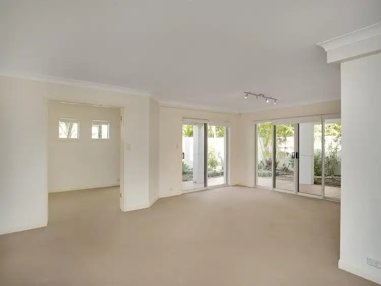 Third view of Homely apartment listing, 4/100 'Central Tce Adelphi Springs', Cotlew St East, Southport QLD 4215