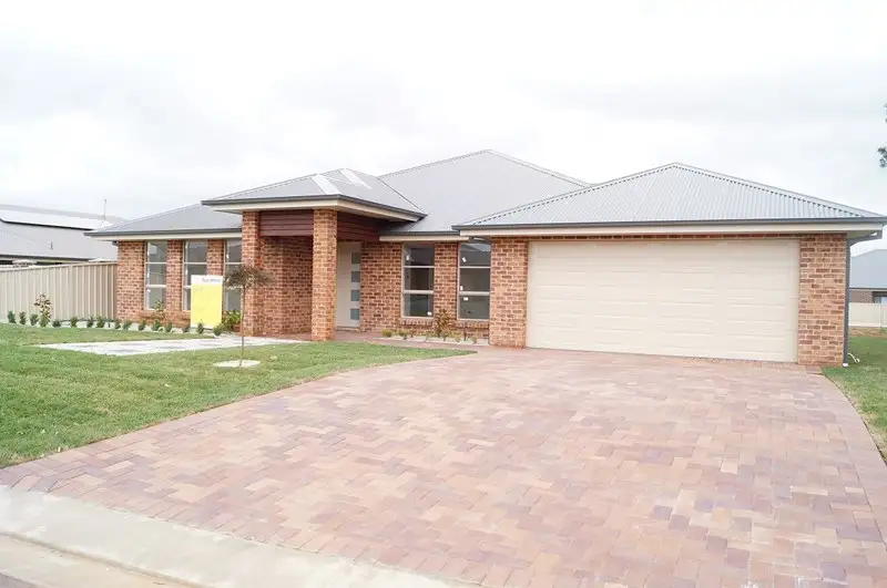 Main view of Homely house listing, 31 Valencia Drive, Orange NSW 2800