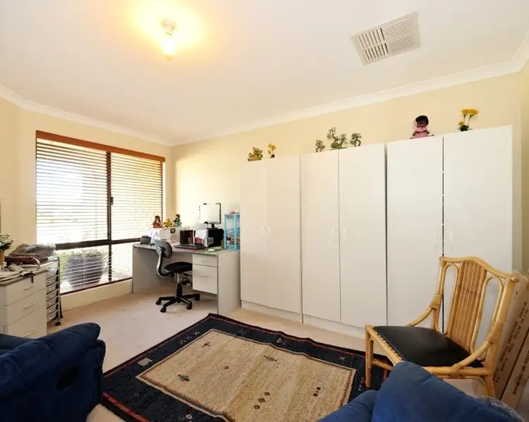 Sixth view of Homely house listing, 25 Eva Lynch Way, Port Kennedy WA 6172