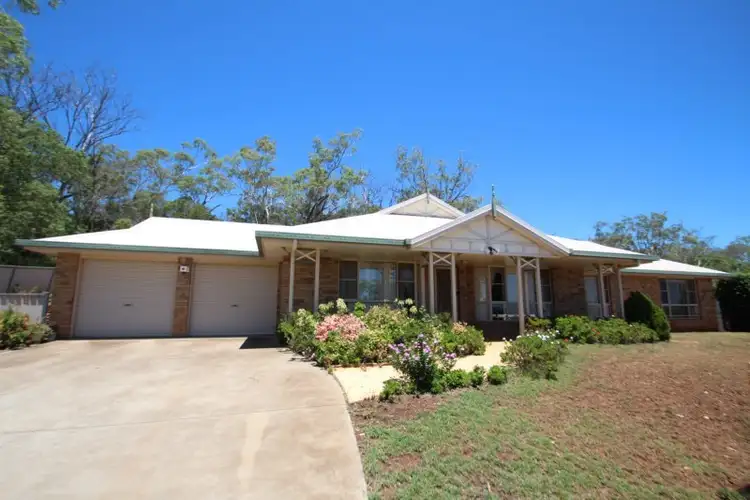 34 Toowoomba Road, Oakey QLD 4401