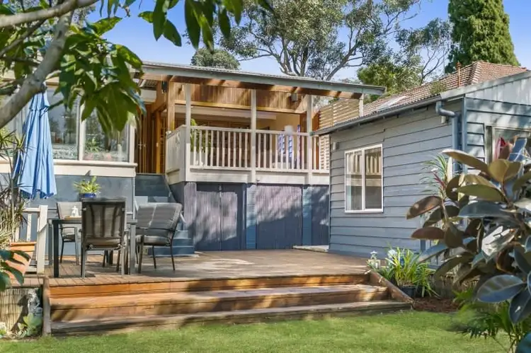 73 Wakehurst Parkway, Seaforth NSW 2092