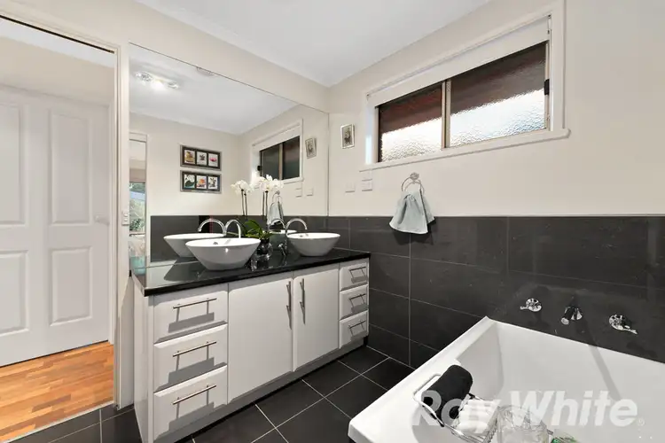 Seventh view of Homely house listing, 4 Rio Court, Ferntree Gully VIC 3156