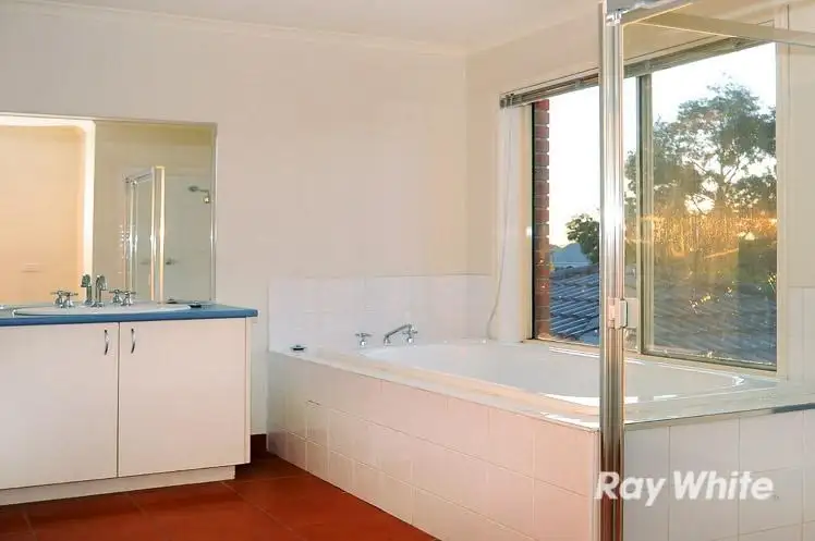 Sixth view of Homely house listing, 10 Sunningdale Crescent, Cranbourne VIC 3977