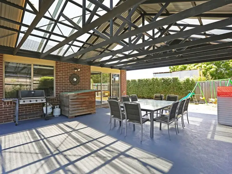 Second view of Homely house listing, 7 Ellen Close, Grovedale VIC 3216