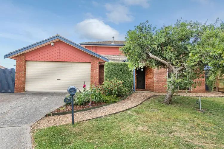 14 Goshawk Court, Carrum Downs VIC 3201