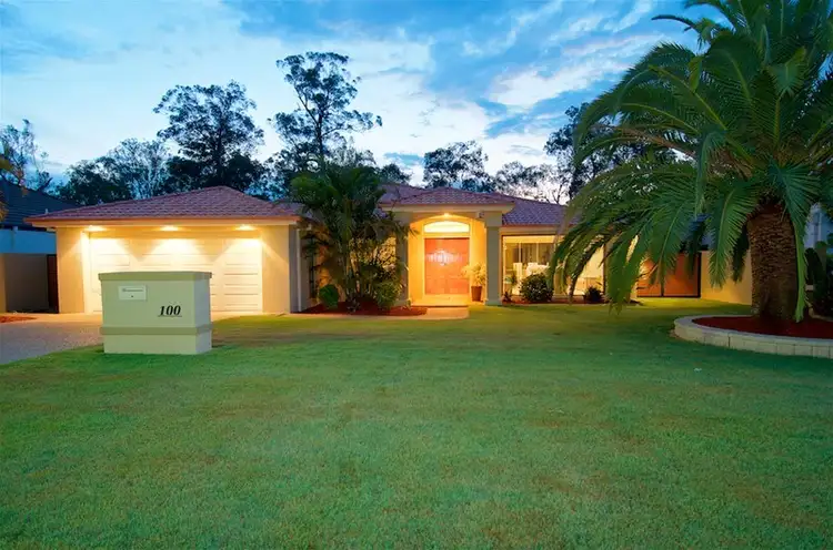 100 Arun Drive, Arundel QLD 4214