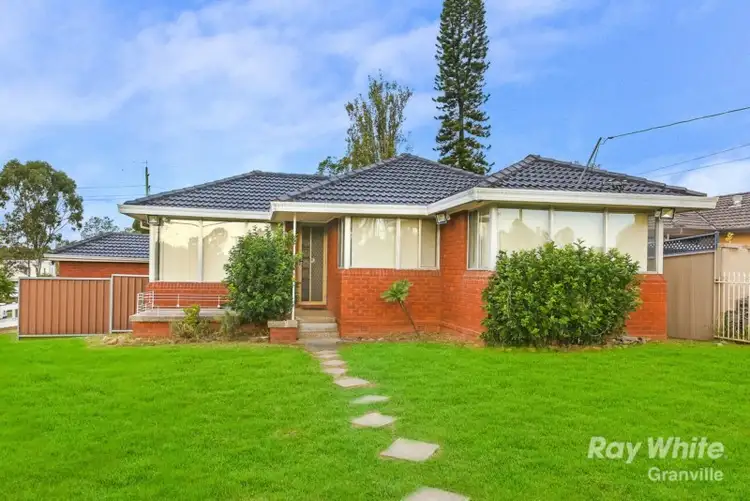 Second view of Homely house listing, 5 Nevis Crescent, Seven Hills NSW 2147