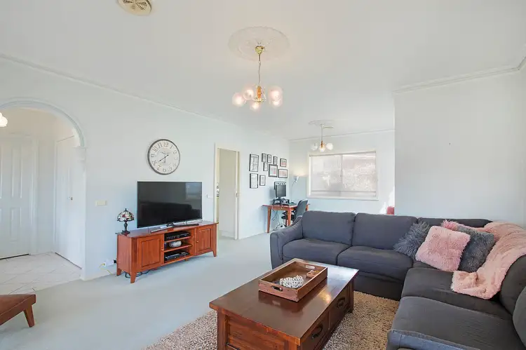 Fourth view of Homely house listing, 1 Sheoak Court, Highton VIC 3216