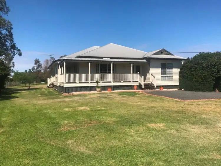 10 Hedge Road