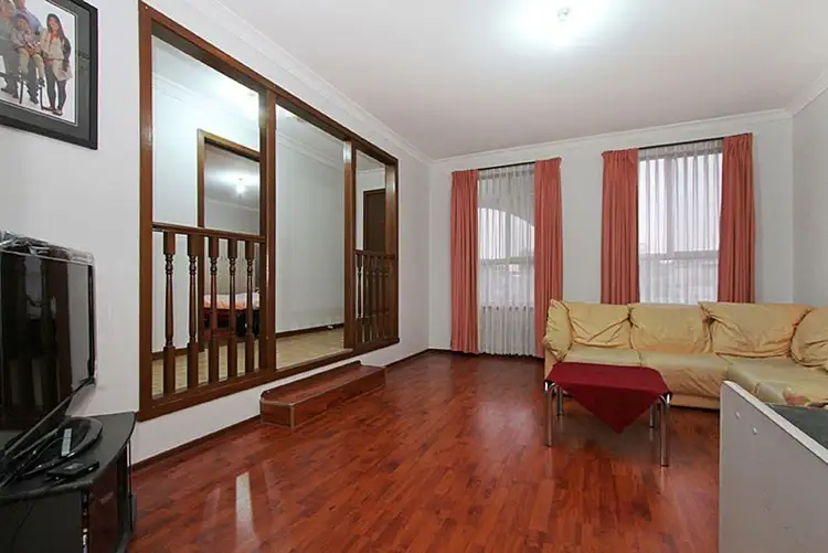 Fifth view of Homely house listing, 2 Warra Court, Thomastown VIC 3074