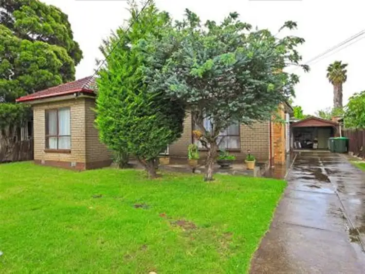 24 Godfrey Avenue, Sunshine North VIC 3020
