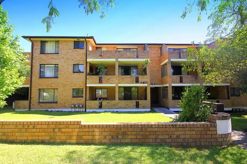 Main view of Homely unit listing, 30/8-12 Hixson Street, Bankstown NSW 2200