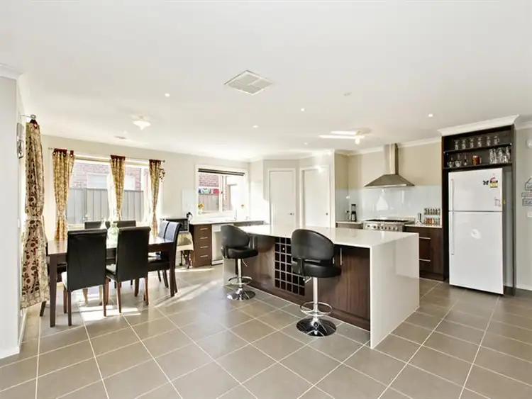 Fifth view of Homely house listing, 1 Armadale Court, Tarneit VIC 3029