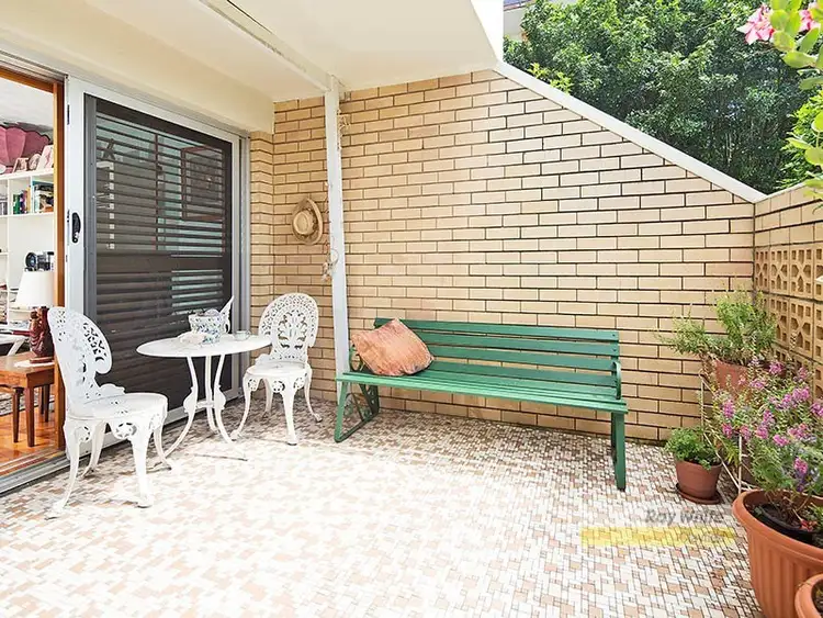 2/8 Bonney Avenue, Clayfield QLD 4011