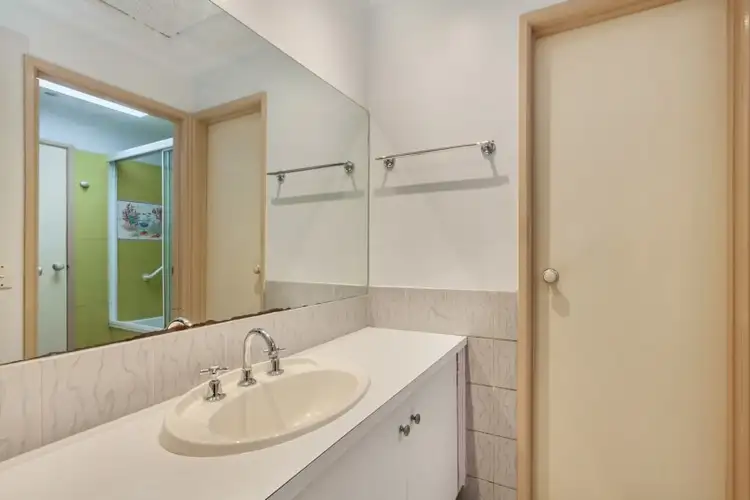 Seventh view of Homely house listing, 1 Ashdown Court, Lalor VIC 3075