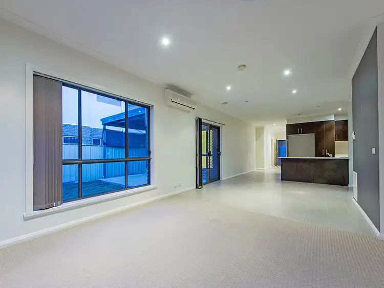 Seventh view of Homely house listing, 4/59 Caradon Drive, Truganina VIC 3029
