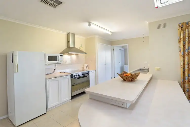 Second view of Homely house listing, 21 Smeaton Close, Lara VIC 3212