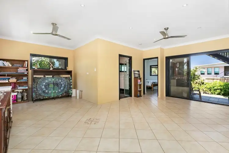 Second view of Homely house listing, 4 Leadale Street, Wynnum West QLD 4178