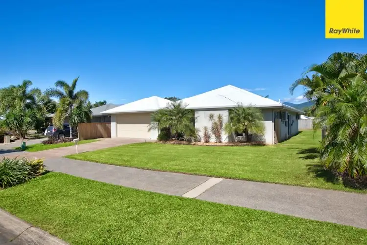 121 Roberts Drive, Trinity Beach QLD 4879