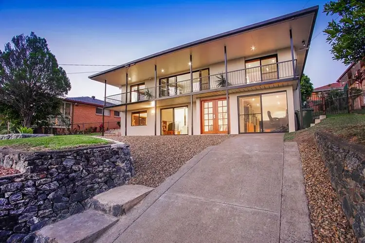 4 Derrick Street, Moorooka QLD 4105