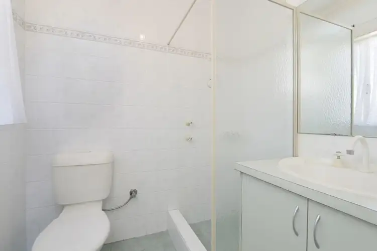 Sixth view of Homely house listing, 283 Robinson Avenue, Cloverdale WA 6105
