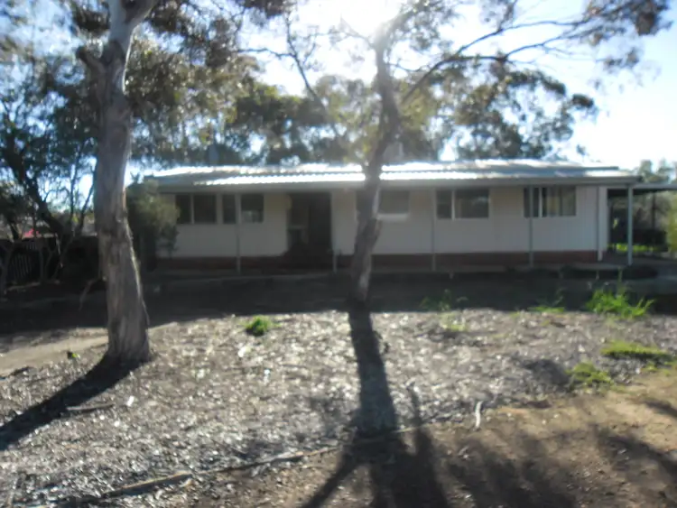 Fifth view of Homely house listing, 5 TOUCHE Street, Three Springs WA 6519