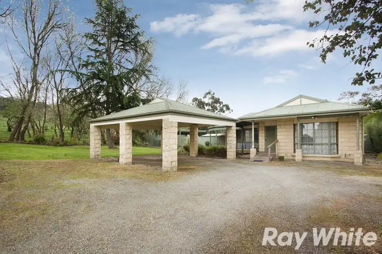 10 View Street, Tynong VIC 3813
